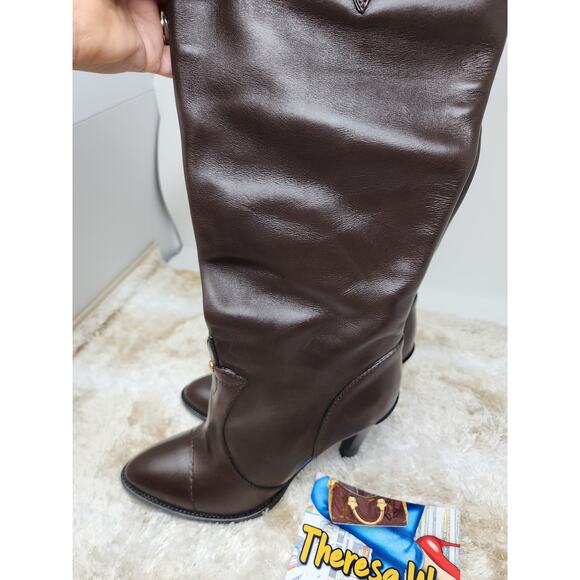 LOUIS VUITTON BROWN KNEE HIGH TALL LOGO LEATHER BOOTS - SIZE 41 - Picture 8 of 16